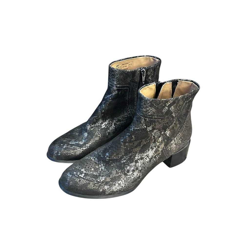 Vionic Kamryn in Pewter Boa Snakeskin Leather Ankle Booties Size 6.5